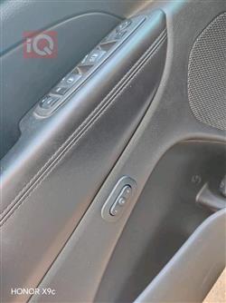 جیپ گراند شیرۆکی